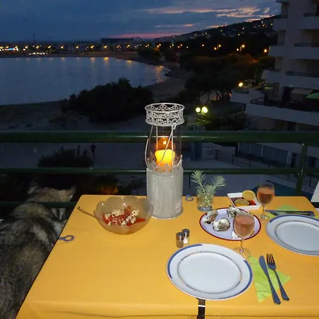 Appartement 2 Pièces Climatisé Avec Terrasse En Front De à - Fr-1-472a-273 Sète